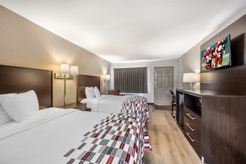 Deluxe Room, 2 Double Beds, Smoking