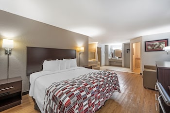 Suite, 1 King Bed, Smoking, Jetted Tub