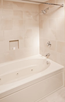 Standard Room, 1 King Bed, Jetted Tub