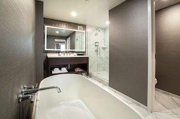 Aspen Tower Executive Suite I Hearing/Visual
