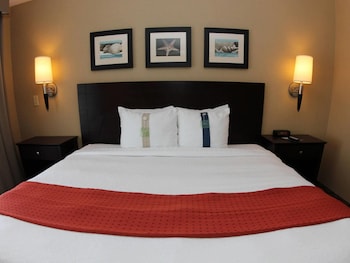 Deluxe Room, 1 King Bed, Non Smoking, Ocean View