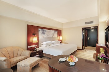 Deluxe Room, City View