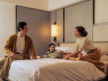 Family Two Bedroom Suite with Lounge Access