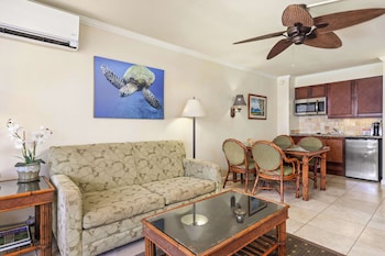 Suite, 1 King Bed, Ocean View (Panoramic)