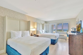 Deluxe Room, 2 Double Beds, Balcony, Ocean View (Ocean View with Two Double Beds, Priv)