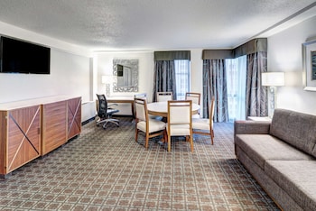 Executive Suite, 1 King Bed with Sofa bed, Non Smoking