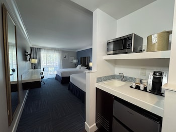Executive Room, 2 Queen Beds, Balcony