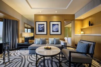 Executive Suite, 1 King Bed (Club King)