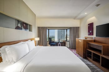 Deluxe Room, 1 King Bed