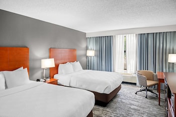 Standard Room, 2 Queen Beds, Non Smoking