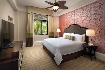 Historic Ocean Suite, 1 Bedroom, 1 King + Sofa bed