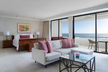 Prestige Oceanfront Suite, 1 Bedroom, 1 King + Sofa bed