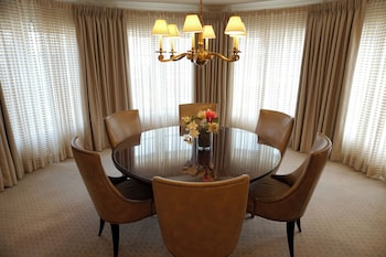 Presidential Room