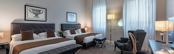 Classic Quadruple Room
