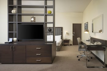 Deluxe Suite, 1 Double Bed, Bathtub