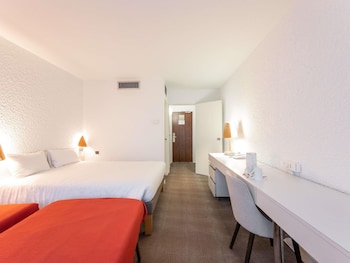 Standard Room, Multiple Beds