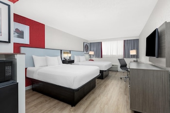 Room, 2 Queen Beds, Non Smoking