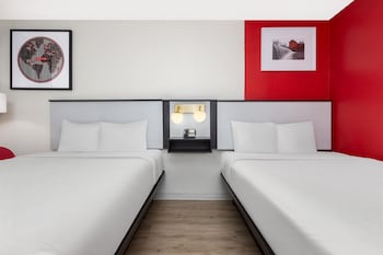 Room, 2 Queen Beds, Non Smoking