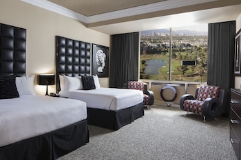 Signature Room, 2 Double Beds
