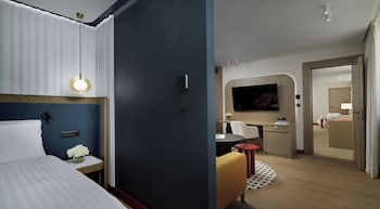 Club Suite, 1 Bedroom, Club Lounge Access