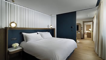 Presidential Suite, 1 Twin Bed