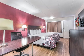 Superior Room, 1 King Bed, Smoking
