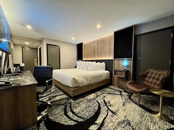 Executive Room, 1 King Bed (Breakfast for up to 2 adults)