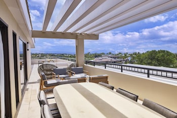 Palace Presidential Suite, 1 bedroom, Ocean View, 1 King Bed