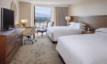 Room, 2 Queen Beds, Accessible, Resort View (Roll-In Shower)