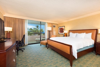 Makai One Bedroom Suite, 1 King Bed, Ocean View