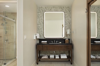 Room, 1 King with Sofa Bed, Ocean View (Palace, Newly Renovated)