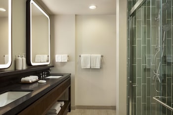 Suite, 1 Bedroom, Resort View (Palace, Newly Renovated)
