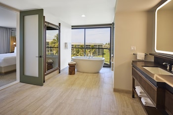 Presidential Suite, 1 King Bed, Accessible (Palace, Roll-In Shower)