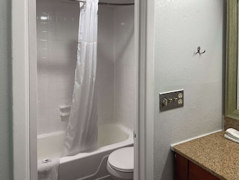 Standard Room, 2 Queen Beds, Non Smoking
