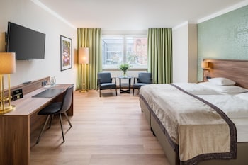 Comfort Room, 1 Double Bed (Cozy Sitting Corner;Oversized Room)