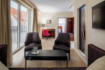 Suite, 1 Double Bed, Annex Building (with Sofabed)