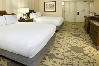 Room, 2 Queen Beds, Accessible (Hearing)