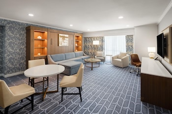 Room, Hearing Accessible (Hearing)