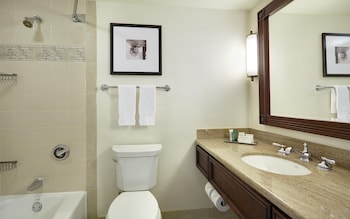 Junior Suite, 1 King Bed