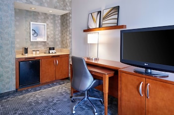 Suite, Multiple Beds, Accessible (Hearing One Bedroom)