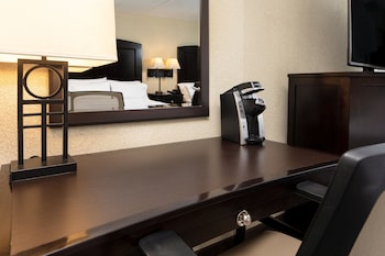 Standard Room, 2 Double Beds, Accessible (Communications)