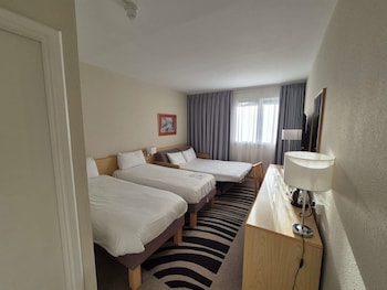 Standard Room, 2 Twin Beds