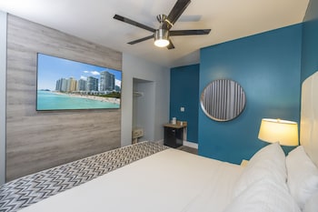 Deluxe Single Room, 1 King Bed, Non Smoking