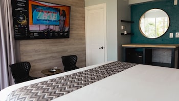 Oceanfront King