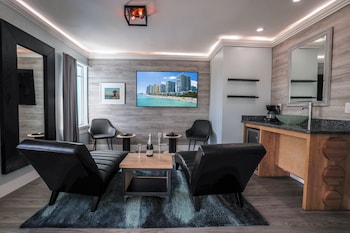 Oceanfront Suite
