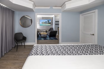 Oceanfront Suite