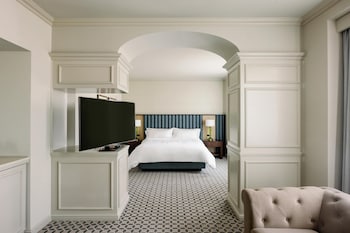 Superior Room, 1 King Bed