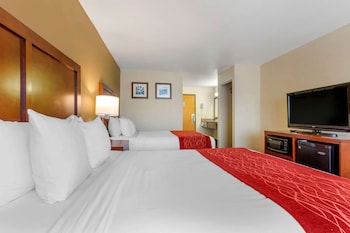 Standard Room, 2 Queen Beds, Non Smoking
