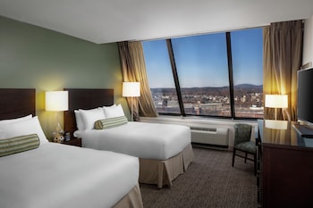 Room, 2 Double Beds, Mountain View