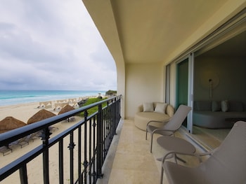 Royal Suite Doble Hot Tub adults only +18